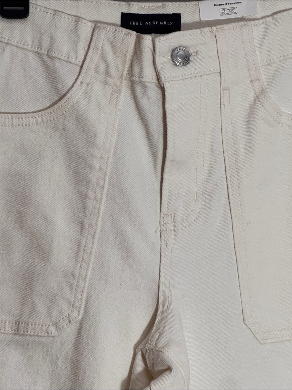 NWT Free Assembly Women's Cropped Carpenter Barrel Jeans Cream Vanilla White - Picture 5 of 6